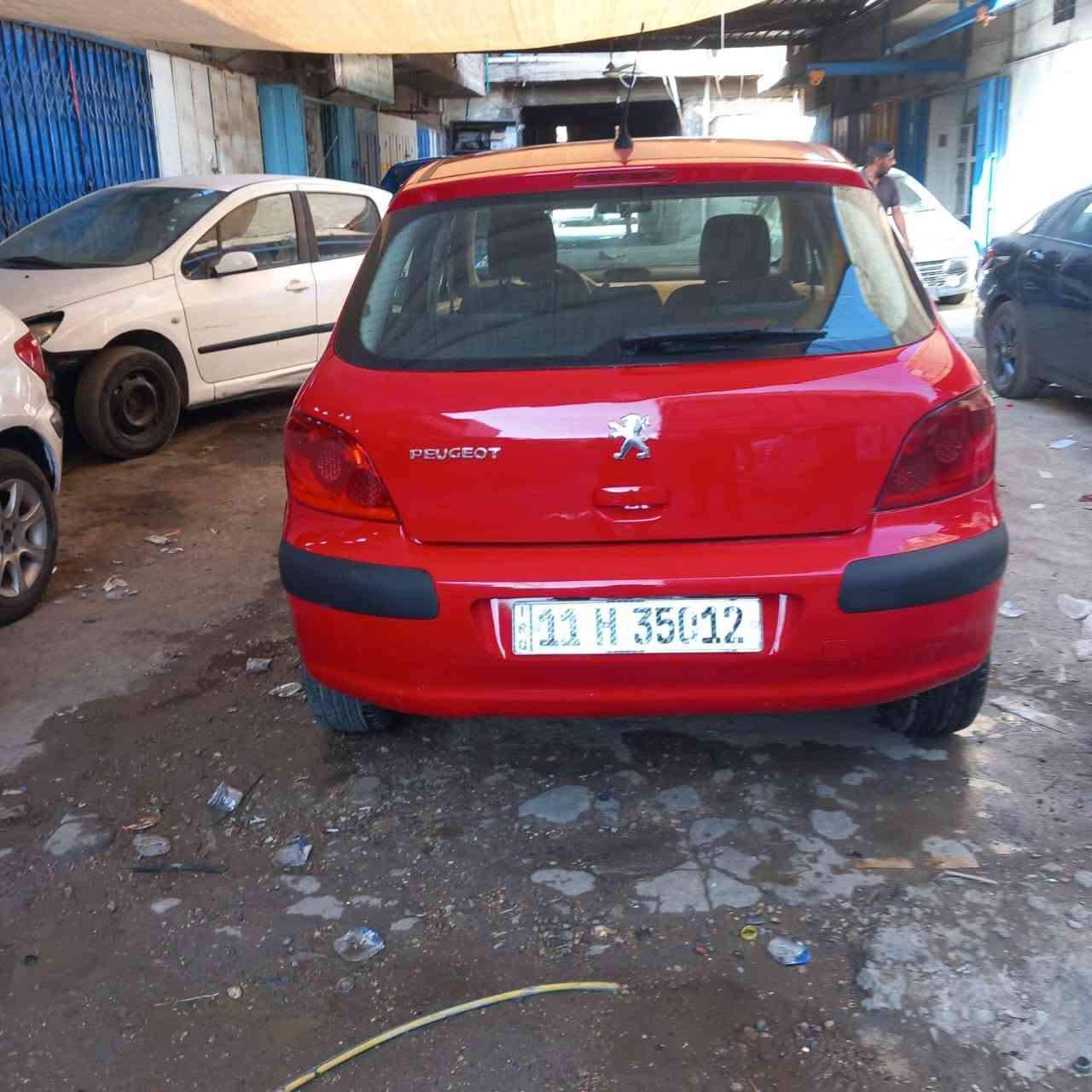 سلام عليكم البيع بيجو 307موديل 2006 كير مكينه مكفولات صدر امامي خلفي جديد تبريد ثلج كهربائيات البلاديه تخم تاير جديد صبغ احزام بدون حادث مكفوله من الحادث وين ميعجبك وديها افحصها رقم بغداد جديد اوهزه جديده ابسمي العنوان الدوره الميكانيك شباب اني مكلف بلنشر هذه رقم صاحبها *********** السعر 52 اوبيها مجال
