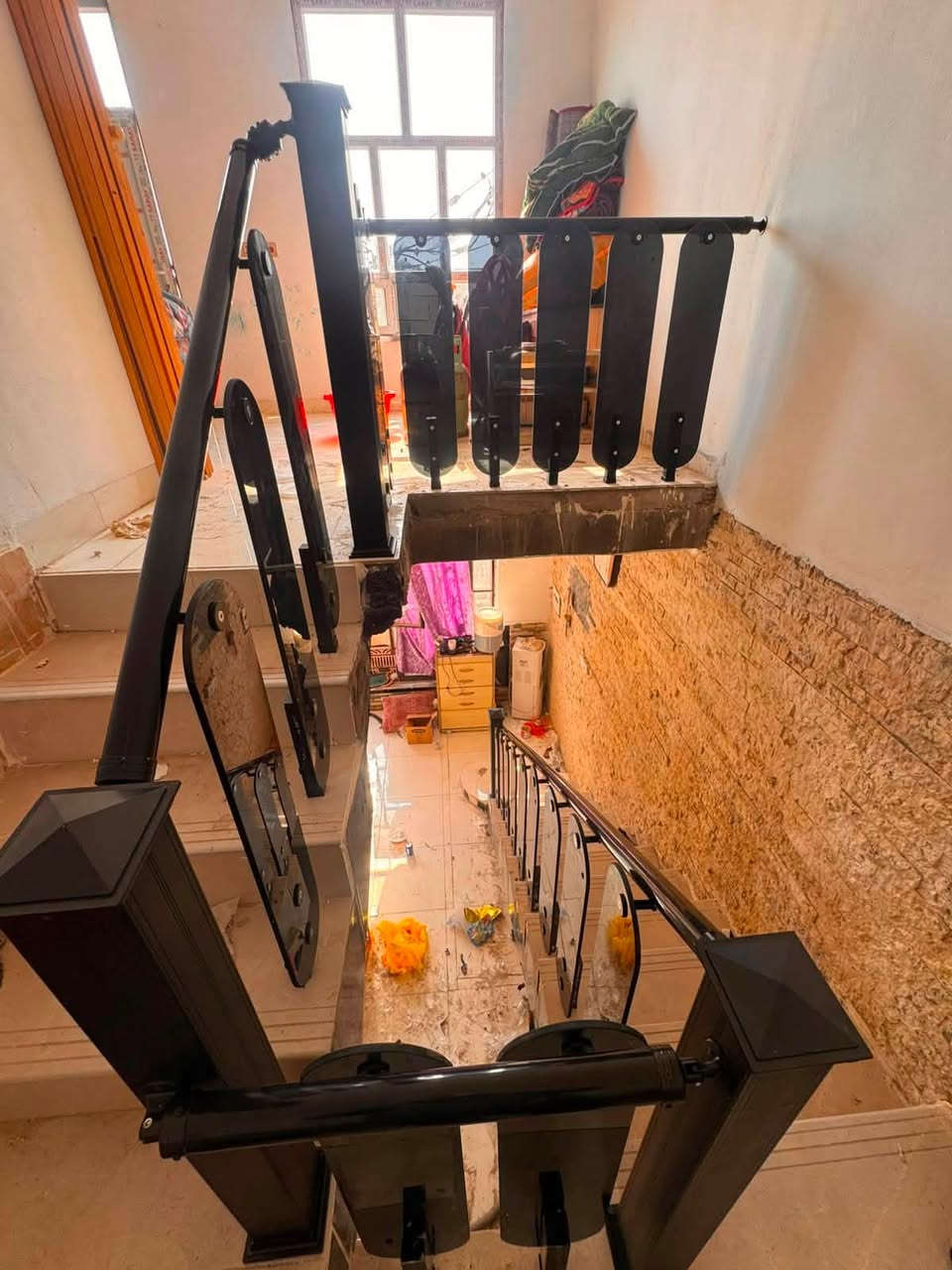 مجمع المهندس للديكورات الحديثة

تنفيذ جميع أعمال الديكورات والتشطيبات باحترافية وجودة عالية.

✅ الديكورات الداخلية والخارجية.
✅ السقوف الثانوية.
✅ أعمال الأصباغ والدهانات.
✅ أعمال الألمنيوم والمطابخ الحديثة.
✅ أعمال الـMDF.
✅ تصنيع وتركيب الأبواب والشبابيك.
✅ تصنيع وتركيب المحجرات.
✅ أعمال البلاستك بورد (PVC).
✅ أعمال الجديف والتشطيبات النهائية.

📍 العنوان: ديالى – بلدروز – الشارع العام – مقابل مركز شرطة بلدروز.

📞 للتواصل:
***********
***********

بإدارة: 
المهندس. أكرم المسعودي 

والفني.شعيب الساعدي
