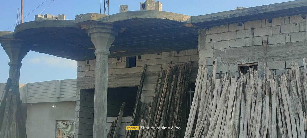 السلام عليكم يوجد نجار قالب خشب متفرغ حاليا شغل درجه
للأستفسار الاتصال على الرقم***********
