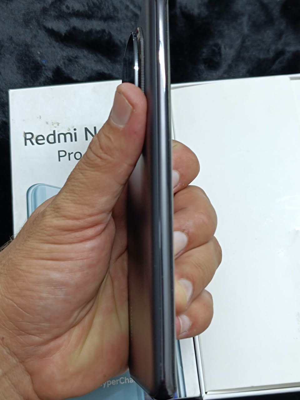 REDMI NOTE 14PRO PLUS  

 نرخى 425  هه زار 
زاكيره 512  رام 12 خاوينى 100% بي شوخت كه م به كارهاتووه 9 جار دراوه له شه حن
كامل  ئه شيا بي عه يب  و نه كراوه به زه مان 2رؤژ  گه ياندن هه يه 
***********
***********
-------------------------------------------------------------------------------------------
REDMI NOTE 14 PRO PLUS

سعره 425 الف 
ذاكره 512  رام 12  نظافه 100 % بدون شخط مستخدم قليل مشحون 9 مرات
 غراضه كامل مابيه عيب خطين  و مامفتوح  بضمان يومين الفحص
متوفر توصيل
***********
***********
