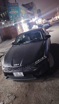 سياره k5 2022 سوده ومغلفها طافي سياره فول عده الفتحه رقم بغداد تحويل ث...