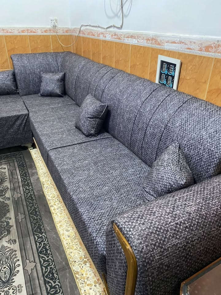هذا الديوان جديد عشرين مقعد اريده ب 850 بي مجال بسيط عنوان. بغداد الحرية
الاستفسار رقم. ***********
