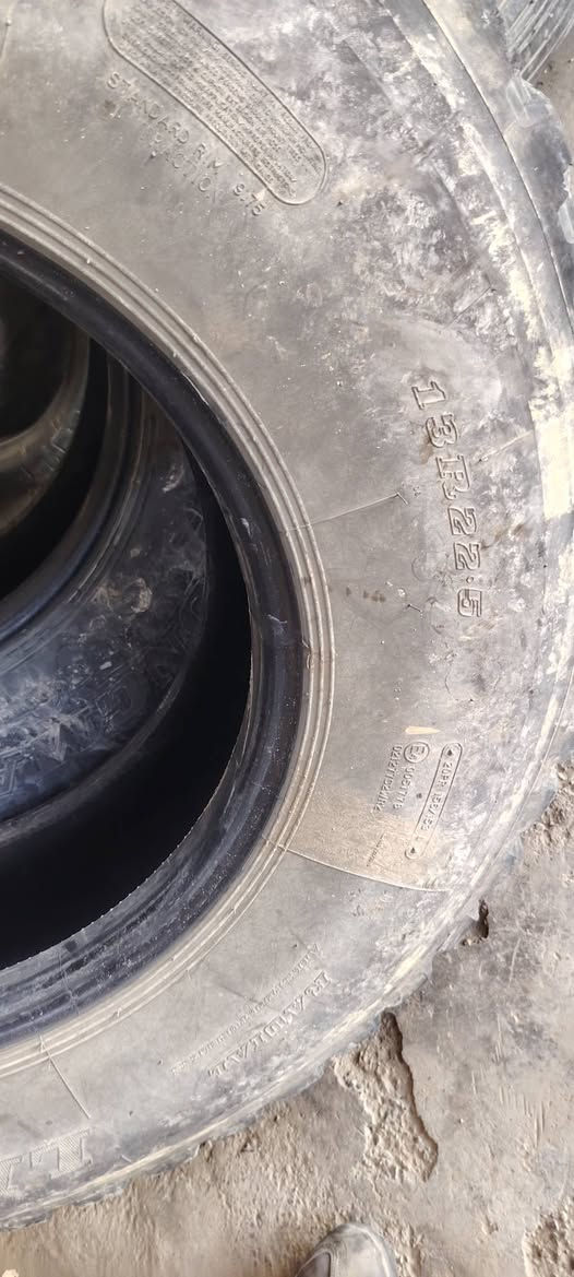 تايرات 22/5R13للبيع مستعملات بس فول نضاف الاستفسار اكثر يرجي اتصال برقم ***********
