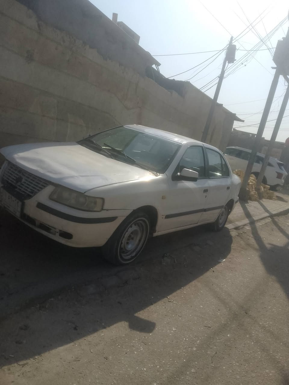 سمند م 10رقم نجف راعيهه بلبصره السياره بلبصره مكينه تعبانه ولباقي جاهزه للبيع او مراوس بصفره نضيفه لسعر 18بيهه مجال بصيط ***********
