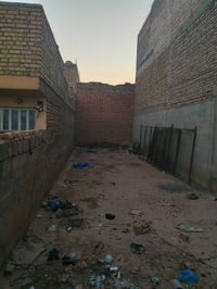 عندي قطعة ارض للبيع في منطقة الحسينيه الراشديه سكلات 15 شارع مولدة صاد...