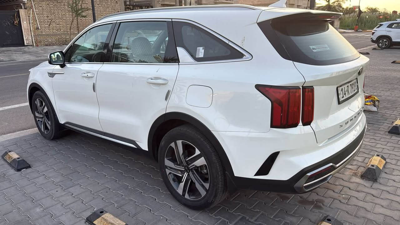 � للبيع أو المراوس بتوسان أو سبورتج موديل حديث فقط 🚘
كيا سورنتو 2021
📍 رقم بصرة
👤 استخدام شخصي فقط، سيارة نظيفة وجديدة

🔹 كير ماوس
🔹 إنارة داخلية متعددة الألوان
🔹 داخل جلد
🔹 كاميرا خلفية
محرك السيارة ٦ سلندر
🔹 GPS
🔹 والمواصفات المعروفة

📌 ماشية 59 ألف كم
❄️ بيها بارد كلش بسيط بالصندوق الخلفي، جزء بسيط وصغير فقط، والباقي مكفول كفالة عامة.

💰 السعر: 255 ورقة
📍 مكان السيارة: البصرة

🔄 المراوس فقط على توسان أو سبورتج موديل حديث

📞 للاستفسار:***********
