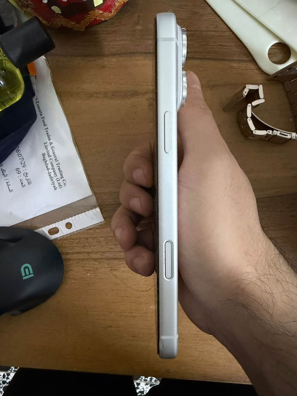 السلام وعليكم شباب ايفون 17 pro max لون سلفر شريحه الكترونيه ذاكره 256  نضافه  الجهاز 100%  بطاريه 99%
 السعر 1,680,000 وبي مجال بسيط التواصل خاص
***********
مكاني بغداد شارع فلسطين

نص مكتوب في الصور:
- 12:59 69 Battery Health Battery Health Normal This iPhone battery is performing as expected. About Battery & Warranty... Maximum Capacity 99% This is a measure of battery capacity relative to when it was new. Lower capacity may result in fewer hours of usage between charges. Cycle Count 143 This is the number of times iPhone has used your battery's capacity. Learn more... Manufacture Date October 2025 First Use November 2025