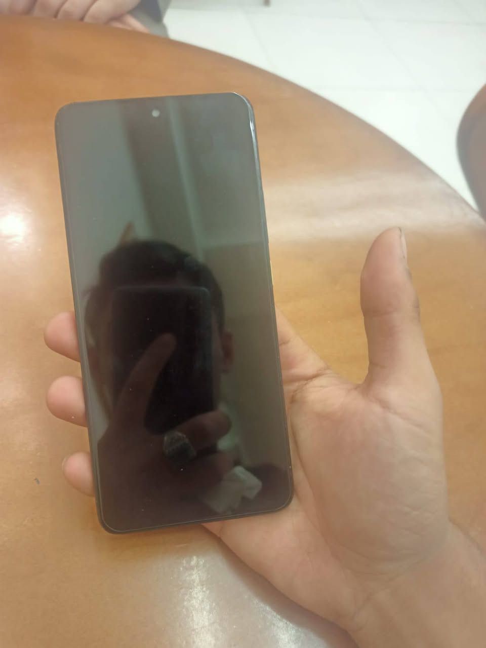 وحش ببلاش (( ١٩٥,٠٠٠ الف فقط )) بوكو X6 pro 5G ذاكرته 512 
كيكا بايت 120 فريم بل ببجي الجهاز بي خلل بل كاميرات الخلفية

