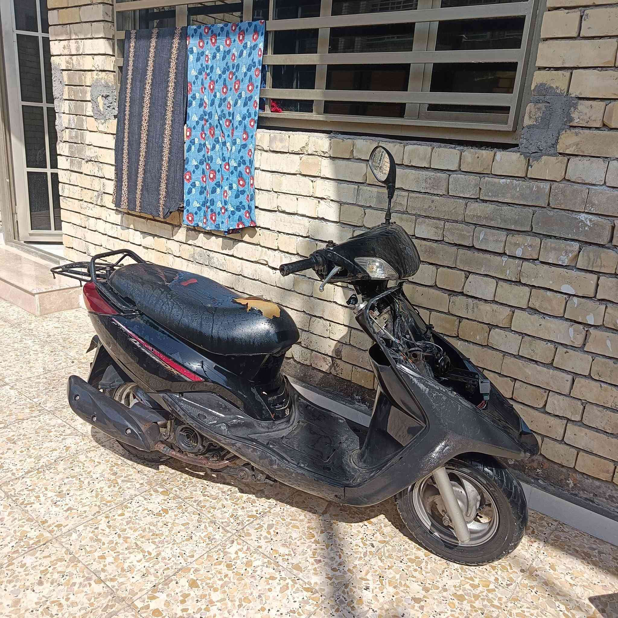 دراجة بريز للبيع المكان بغداد حي النصر رقم‏‪***********‬‏
