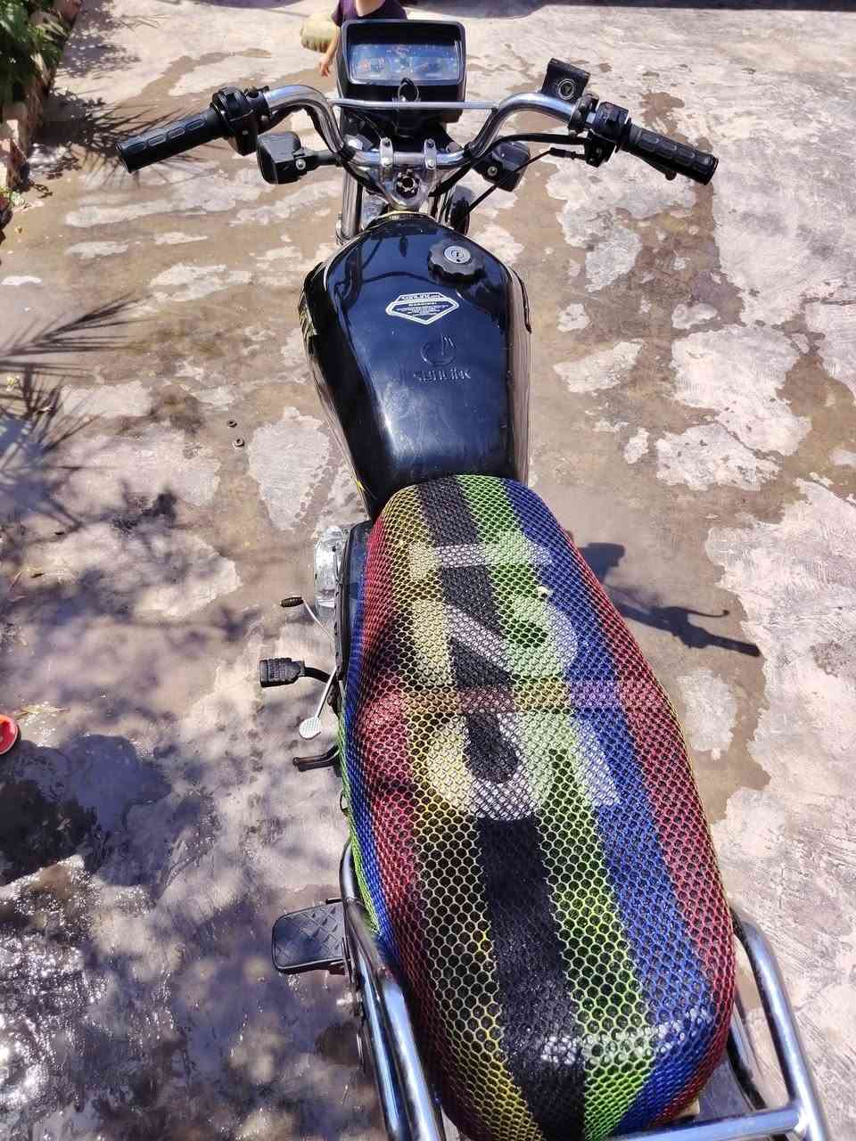 ايراني لبيع موديل 20محدث 23 
نكره سلف 
سعر400 وبي مجال
مكاني لانبار الكرمه
رقم ***********
ملاحضه(قفط تصال مارد خاص او واتساب
