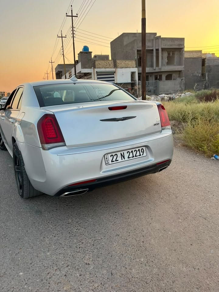 العرض رقم (6)
اوباما 2023امريكيًً 
حادثه قطعتين c300
رقم اربيل الجديد 
للاستفسار ***********
