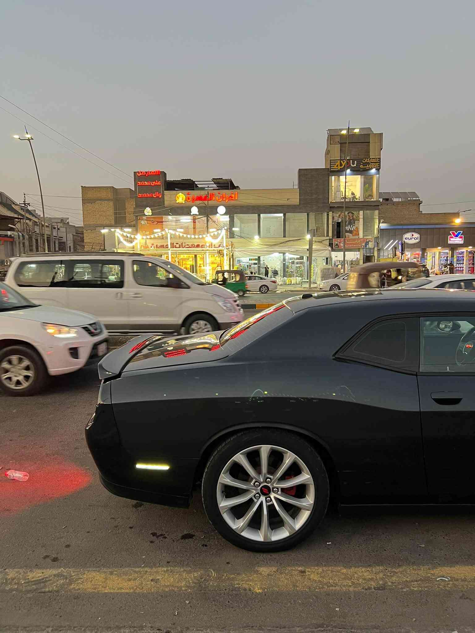 جالنجر 2019 sxt
مواصفات ال sxt المعروفه 
🧨مقعد كهرباء
🧨تحكمات ستيرن 
🧨عداد دجتال 
🧨كامره خلفيه 
🧨قفل سرعه 
🧨شاشه صغيره 
🧨مري كهرباء
🧨لون السياره نيلي وليس اسود 
السياره بدون ايرباك او شاصي بجم السياره كبس بلادي وحادث السياره مرفق بالمنشور 
للاستفسار الاتصال على الرقم 
***********
