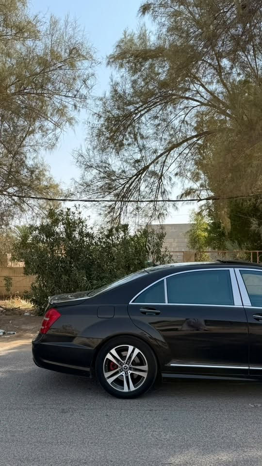 للبيع مارسدس S500 Vip موديل 2007 فول الفول وارد  يابان
السياره ماشيه 139 الف كيلو حقيقي   

التفاصيل والمواصفات 

5 بردات كهرباء

5 كوشنات تدفئه تبريد مع تجاوي كهرباء 

 ايرباك عدد 18 تكم وكشنات 

سيدي جنجر 6 اقراص مع نظام تشغيل Dvd +mp3 +awx

شاشة دوارة

تبريد امامي خلفي والتكم الخلفيه

 

كاميره خلفيه اصليه

  4 بيبان شفط مع صندوق شفط 

جام تظليل بلادي رئاسي بولارايز عند التعرض لاشعه الشمس 

 ستيرن كهرباء 4 اتجاهات 

4 المقاعد كهرباء مع خزن حسب الوضع الي يعجبك 

جكات كهرباء حسب رغبه السائق تصعد وتنزل

 

حساسات امامي وخلفي

 

مرأه الجوانب عاكسه للضوء مع انقلاب عند الرجوع للخلف 

اناره ترحيب عند الفتح والقفل مع غلق المرأه الجانبيه عند الأغلاق اوتو 

نظام الهولد عند التوقف

 

 

لايت دوار عند الاستادره يمين ويسار 

ثلاث أنظمه للقياده S/C/M

البيبان الخلفيه لارج الحجم الكبير رئاسي 

مقاعد حظن عند الاستدارة يمين يسار

دخول ذكي مع اناره ترحيب عند الفتح والغلق 

اكو بعد مواصفات  الجنايه يعرفوهه هاي ابرزها 

ملاحظه / السياره موديل 2007 بيها فقط جاملغ صبغ بدون ضربه جاملغ امامي جهة سائق فقط مسويلهه صيانه عامه دهن وفلاتر وحمام وحداده  وبطارية

عليها كزوز برابوس 🔥

للاستفسار الاتصال على *********** واتساب

***********

‎مكان السياره ذي قار

السعر 147 بيها مجال قليل
