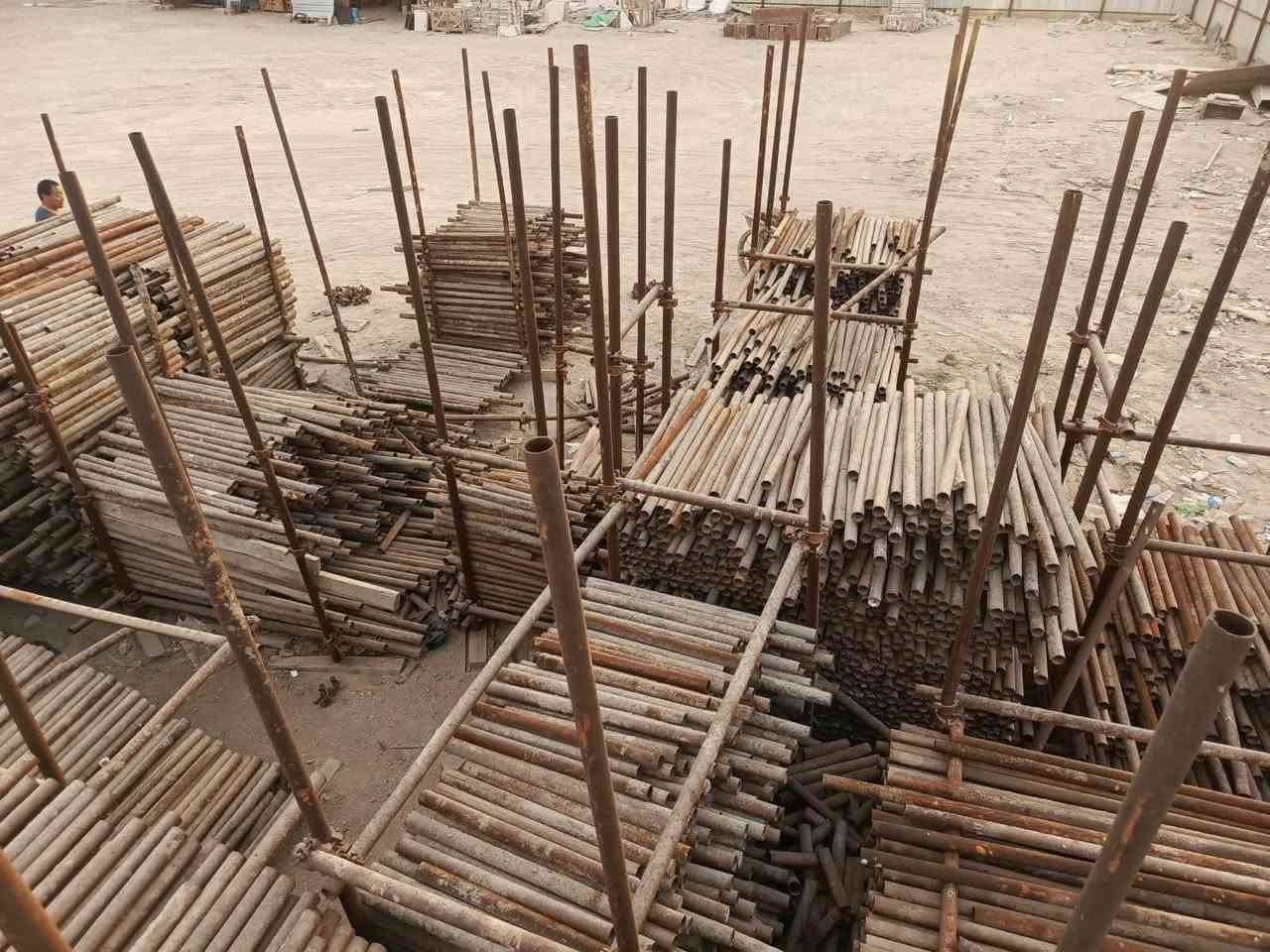 بوري حديد • انج ونص • قياسات 1م-6م