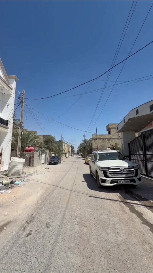 🏠 دار للبيع قرب تقاطع درويش 📐 المساحة: 50م 📍 الموقع: قرب تقاطع درويش 🛣️ عرض الشارع: 15 متر 🔹 محتويات الطابق الأول: • استقبال • مطبخ • خدمات صحية • منور 🔹 الطابق الثاني: • غرفتين نوم 📌 للتفاصيل والاستفسار: 📞 *********** 💬 علّق برقم (1) لتصلك التفاصيل وتابع الصفحة للمزيد من العروض العقارية.

