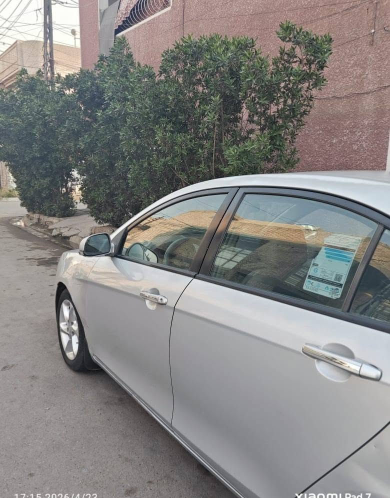 للبيع جيلي أم كراند التفاصيل داخل المنشور

نص مكتوب في الصور:
- كروب بيع سيارات تيكو جميع انحاء العراق
- مجموعة عامة
- يوسف الساعدي
- الموسيقى
- الأشخاص
- الموقع
- شعور/نشاط
- للبيع جيلي أم كراند سي 7 لون رصاصي موديل 13 نضيفه السياره رقم بغداد الجديد تحويل ثاني السياره بيه حاملغ وربع الباب + الهلالات وبيه جراد البنيد والقماره نصهمه السياره كامله كير ومحرك بلادي كلشي مابي المكان بغداد البلديات السعر 48 ورقة للاتصال الرقم *********** .
- إضافة وسائط
- ٤+
- إضافة مجموعات
- نشر
- 17:15 2026/4/22
- Xiaomi Pad 7