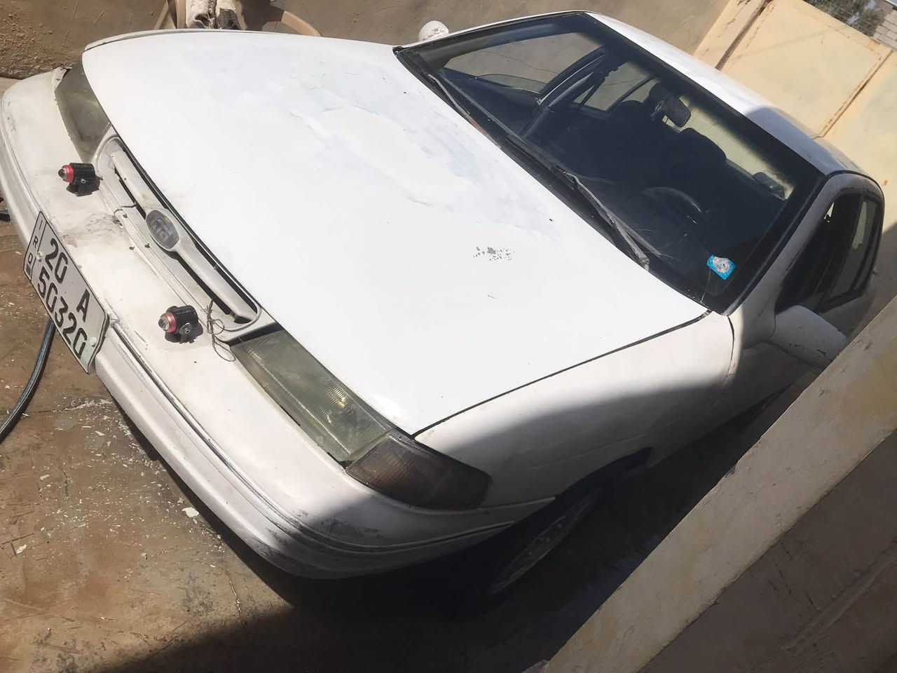 السلام عليكم كيا سيفيا موديل 1994 رقم انكليزي ديالى شرط التحويل كير ومكينه كفاله عامه صدر امامي خلفي جديد دشبول جديد تايرات نضاف مسجل وسماعات كله شغال كهربائيات كلهه شغاله خير من الله والكشر كدامك يرادله ملاحضات 
السعر 20 وبيهن مجال قليل 
مكاني ديالى الرقم ***********
