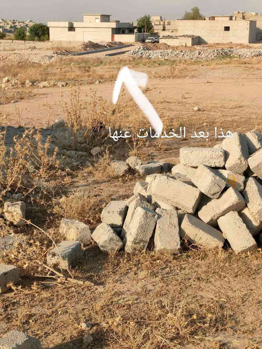 السلام عليكم ورحمة الله ارض للبيع العبور المدخل الثاني خلف سيف احمد الفاضل قرب حارة الجدوع المساحة 190 متر للاستفسار الإتصال على الرقم ***********
