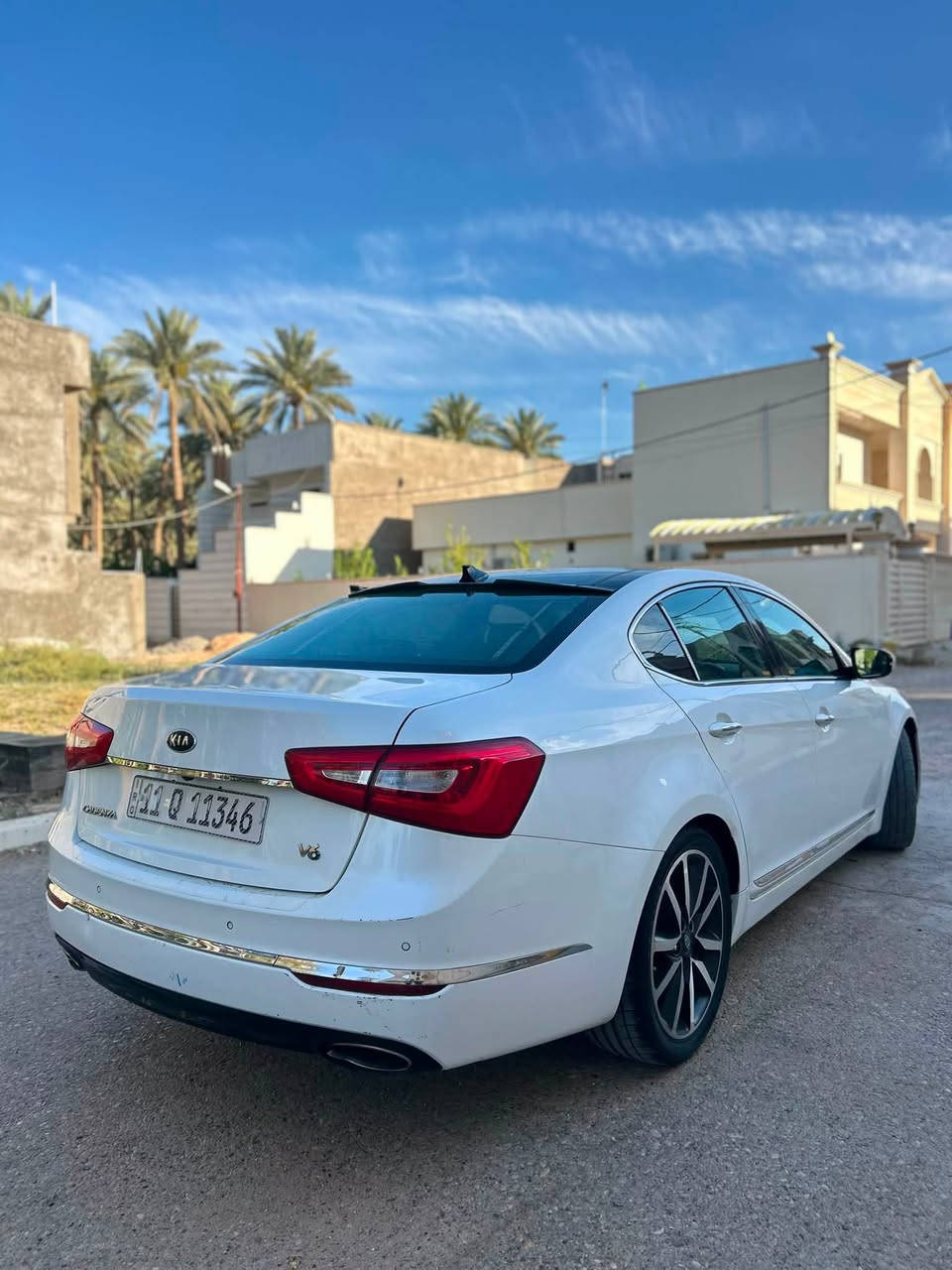 كادنزه 2014 وراد امريكي 
بيها ضرر جاملغ الامامي مبدل 
وصبغ اربع أصابع جوه قبق البانزين فقط.          ‪***********‬
