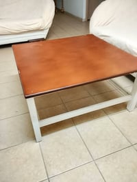 طاولات • للبيع • تواصل خاص