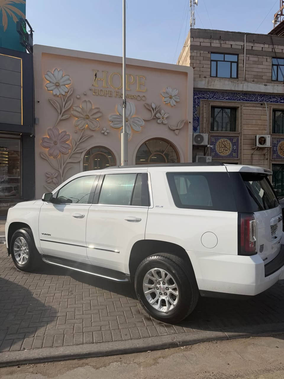 السلام عليكم 
يوكن 2019 خليجي مواصفات sle ماشيه 97 الف حقيقي بيها نص الجامق الامامي صبغ فقط باقي السياره كفاله حتى من الشخط 
مكان السياره البصرة
للأستفسار ***********
*********** البصرة, العراق
