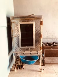 غراض مطعم • فرن • للبيع
