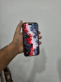 ايفون ١٧ برو ماكس برتقالي eism نظافة ١٠٠  بطارية 98  شريحة الكترونية e...