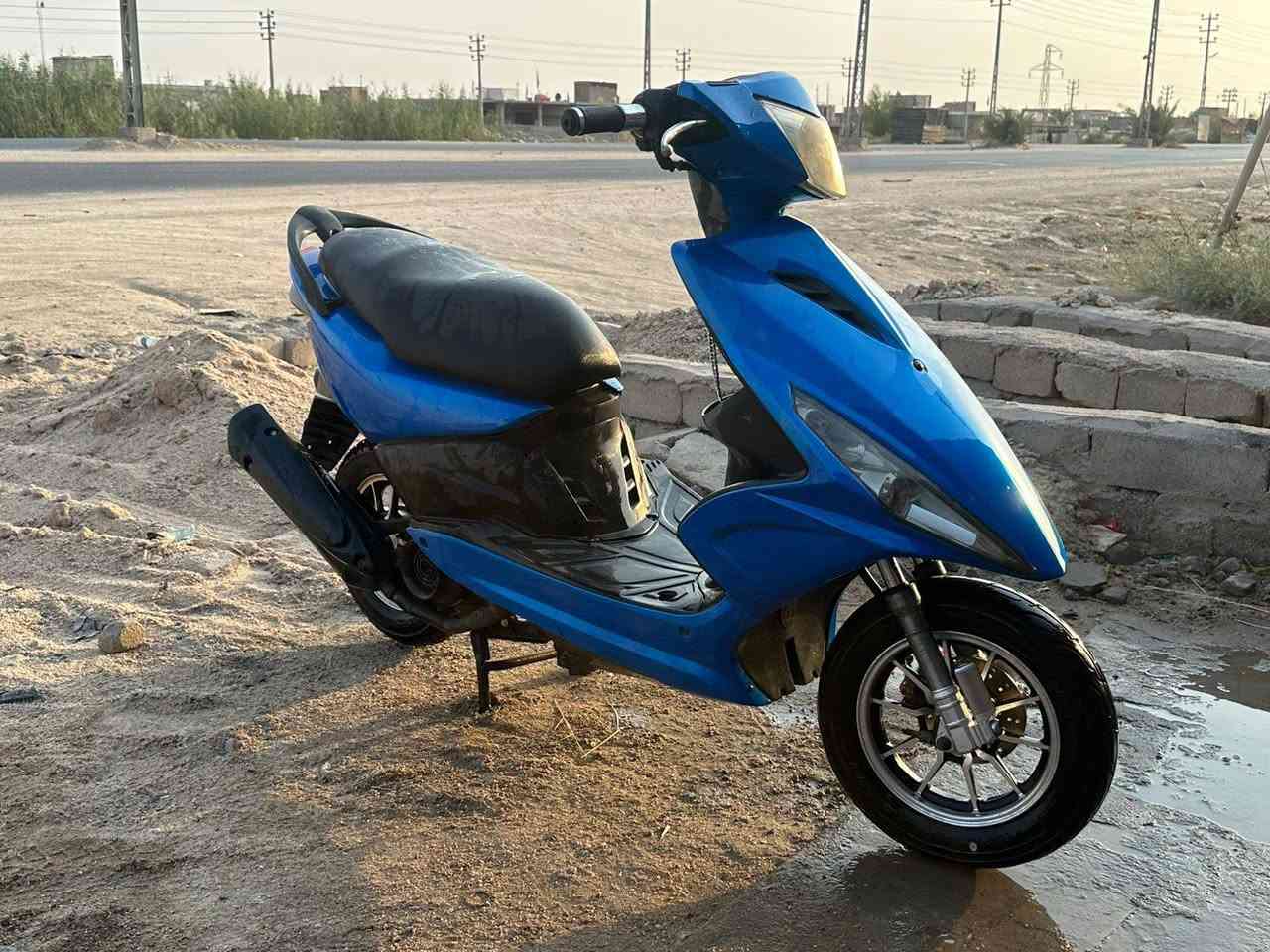 دراجه للبيع بصره قرنه ***********

