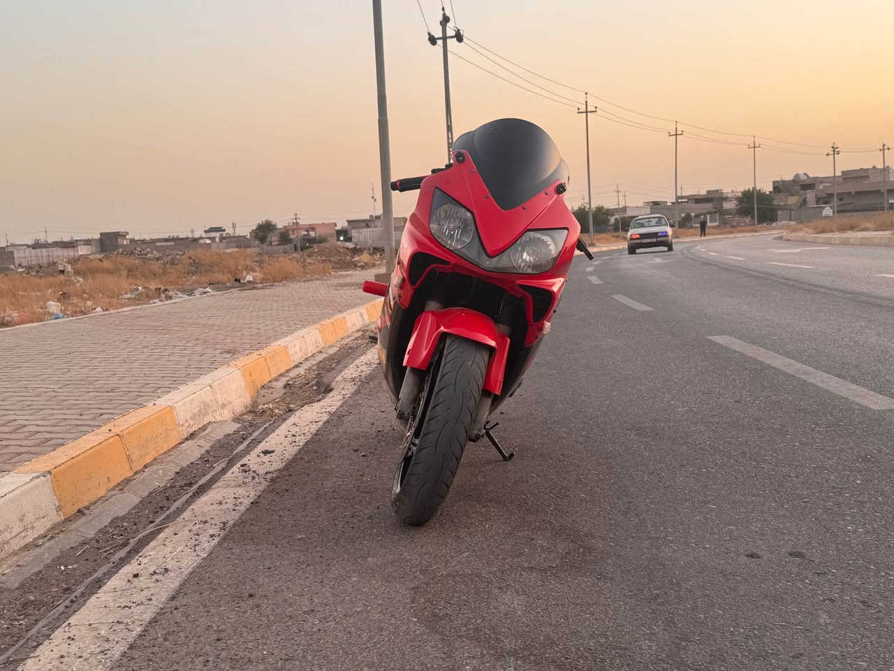 بطح F4i موديل 2006 محرك نوزل مامفتوح بدون حادث و نواقص اللون احمر و اسود 
صلانصا رياضي السعر 30 ورقة و بي مجال   بسيط للاتصال برقم *********** سيم و واتساب متوفر ٠ كركوك, العراق
