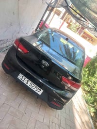 كيا ريو ٢٠٢١ للبيع  وارد أمريكي محرك ١٦٠٠ دوش ٨ نوزل  كي cvt  سيارة حا...