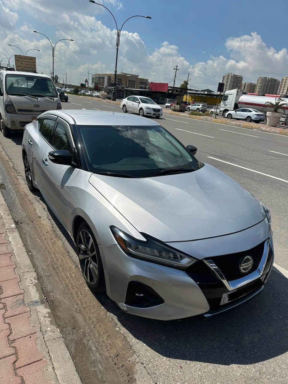 نيسان مكسيما موديل 2019
اصدار SV 
لايت و باك لايت معدل SR
دعامية و خلفية SR
السيارة بحالة فنية ممتازة
محرك و كير و تبريد و كهربائيات و صدر بشرط
كشن جلد كهربائي مع تبريد و تدفئة
نقطة عمياء و رادار امامي و نظام كار اتو بلي
السيارة بيها حادث بالبشم الامامي من دون الدواخل 
صبغ دعامية امامية و قطعة صغيرة بغطاء المحرك
ايرباكات سليم و ماكو اي مشاكل 
تواير و دسكات جديد 
السيارة بحالة الوكالة و تشييك شركة و كلشي بيها جديد
ممشى السيارة 120 الف كيلو 
تواجد اربيل 
#السعر 135
للاستفسار و التوصل 
*********** أربيل, العراق
