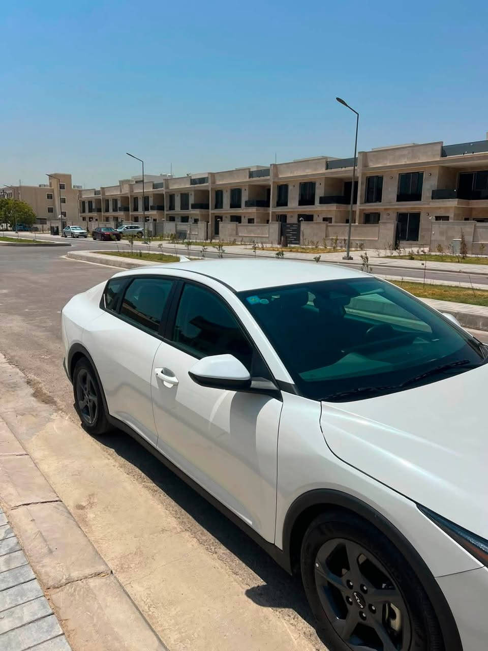 السلام عليكم للبيع k42025  رقم بغداد حره

الون ابيض 

محرك : 2000 دوش المرغوب

فحص هزة سنوية جديده

تحويل ثاني يوم

واردامريكي حادثها بنيد تصليح فقط يعني ليبل واحد
صور الحادث +سونار المندلاوي  بالمشور

1_بصمة 🚗

2_تشغيل عن بعد 🚀

3_ بصمة ابواب +ترحيب 

4_ بصمة جنطه +فتح ذكي عند الاقتراب

5_شاشه متصل حجم كبير 🖥️

6_فول قيادة ذاتيه مع تحديد مسار 

7_فول تحكم ستيرن 

8_منافذ شحن خلفية 

9_سايد بريك كهربائي 

10_مانع انزلاق 

11_نقط عمياء 

12_ تحكم وضعيات قياده

13_رادار امامي وخلفي وجانبي

14_فول حساسات توقف ذاتي

15_لد امامي مع عدسات زنون

16_لد خلفي 

17_كامره خلفية دقه hd 

18_ اوتو هولد

 19_ تحكمات كامره3 وضعيات

 20_اضويه الداخليه لمس

السيارة جديده ماشاء الله 
اخت الزيرو  ماشيه 4000  كيلو 2500 مايل

مكاني بغداد حي الجهاد للاستفسار 

السعر 173 $ بيها مجال حك الجية
اتصل وتدلل
***********
