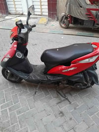 دراجة ثعلب مكينة ما مفتوحة حلوه كهربائيتها كلهة شغالة نكرة سلف نقصهة ق...