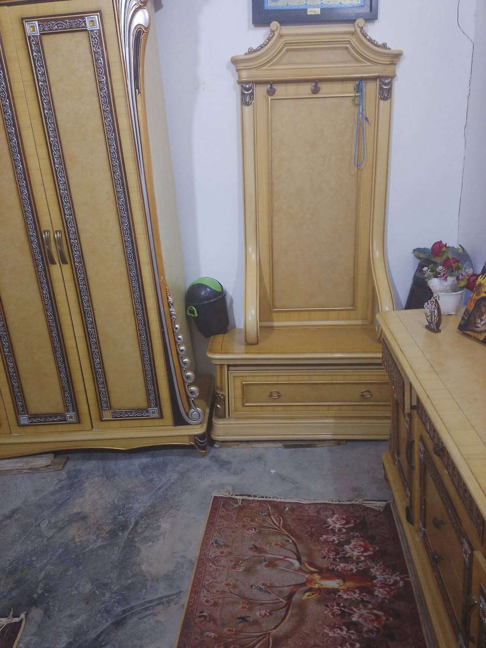 سلام عليكم غرفه خشاب ملكي مصريه   جديده ما بيه يضرر سعر 500 وبيع مجال مكاني كربلاء ***********
