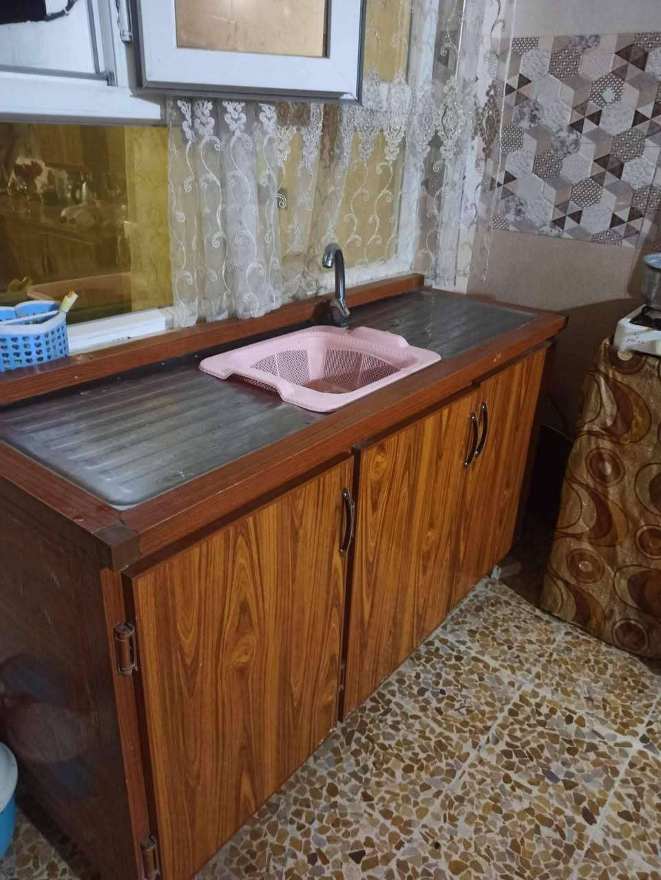 بحي الملايين الثانيه
كاونتر نظيف سعر 250///***********
