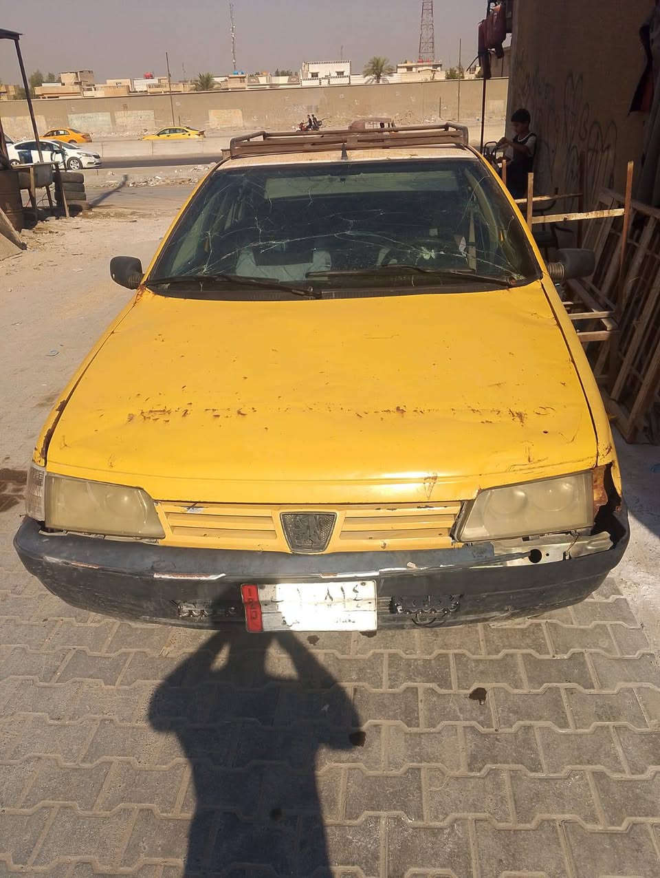 السلام عليكم بيجو روى للبيع بسعر14 مناسب مكان السياره بغداد الثعالبه السياره شغاله اوتمشي مابيه شي بيهه تحويل سنويه ماصاقطه مشروع وطني ملاحضه اني مكلف بل نشر ليريد يدك على الرقم ***********
