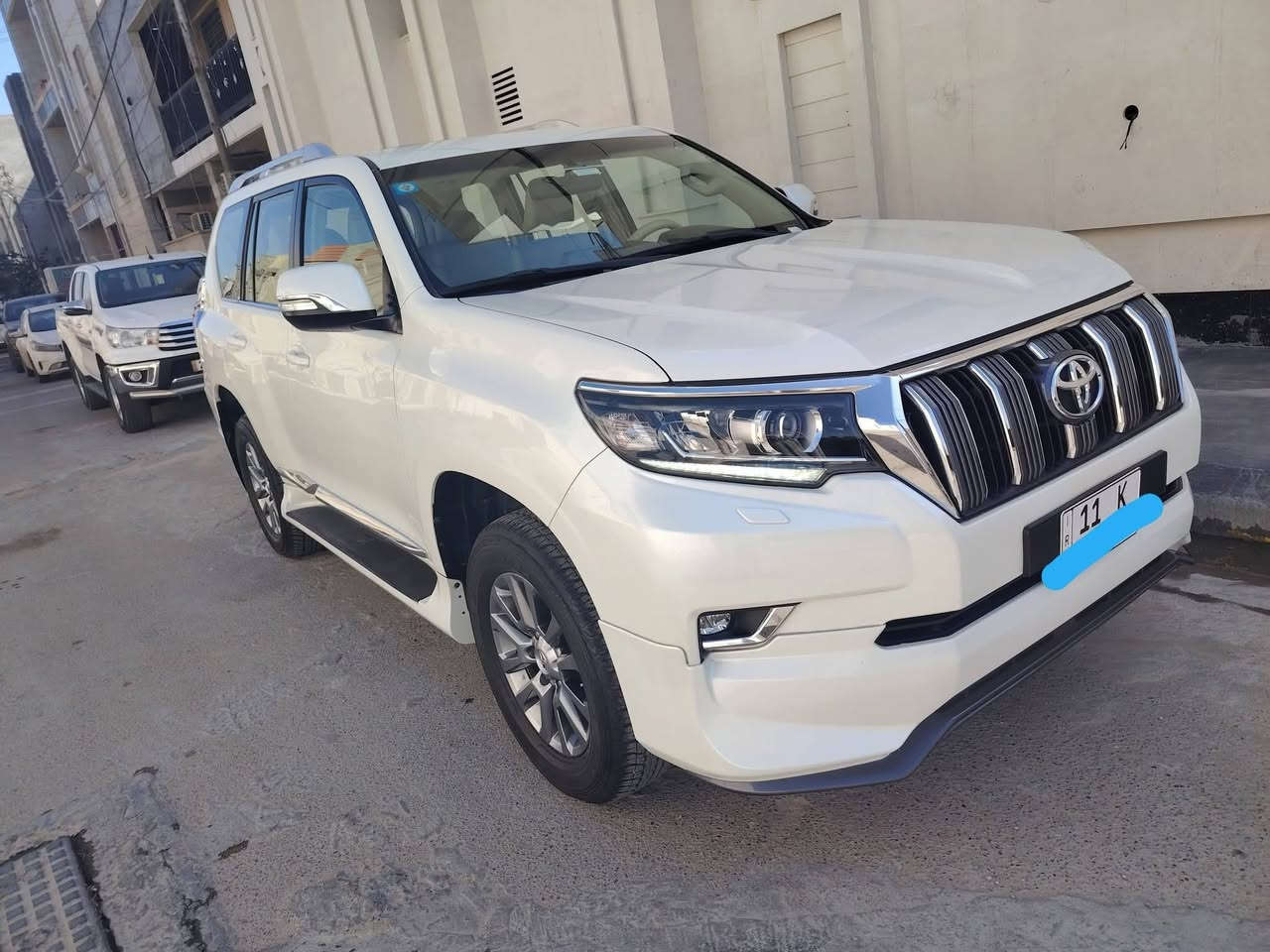 السلام عليكم
برادو موديل ١٩

شركة ساز

ماشيه ٤١ الف

مكفوله ورقم بغداد

فئه VX

السعر ٤٣ الف $

للاستفسار

***********
