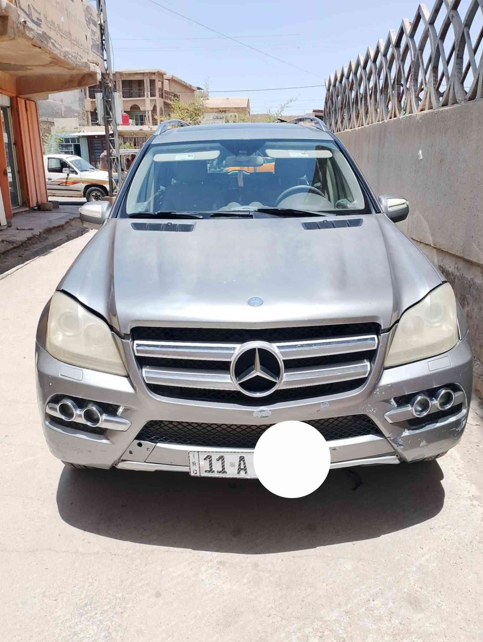 مارسيدس 450GL  موديل 2010 سبعه راكب ويل كب رياضي 21AMG    وارد أمريكي  حادث ركن الدعاميه من جهة العبري ما عابره وموجوده على الكوكل  مكان. ناصريه. سعر 220$  اتصل. على رقم ***********
