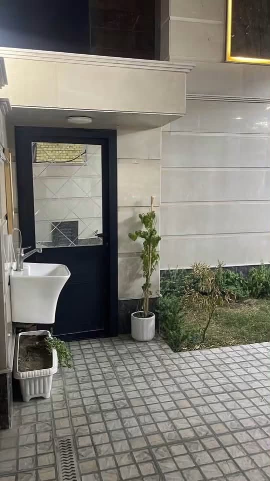 🏡 دار للبيع – سكني | حي البنوك – المدراء
📐 المساحة: 195م²

📏 الواجهة: 6.66م | النزال: 30م

🏗️ بناء 2025 – فول درجة أولى

🛏️ 5 غرف نوم سويتات

📍 موقع مميز جداً

🔥 سعر مغري جداً – فرصة لا تعوض
📞 للاستفسار: ***********⚜️
