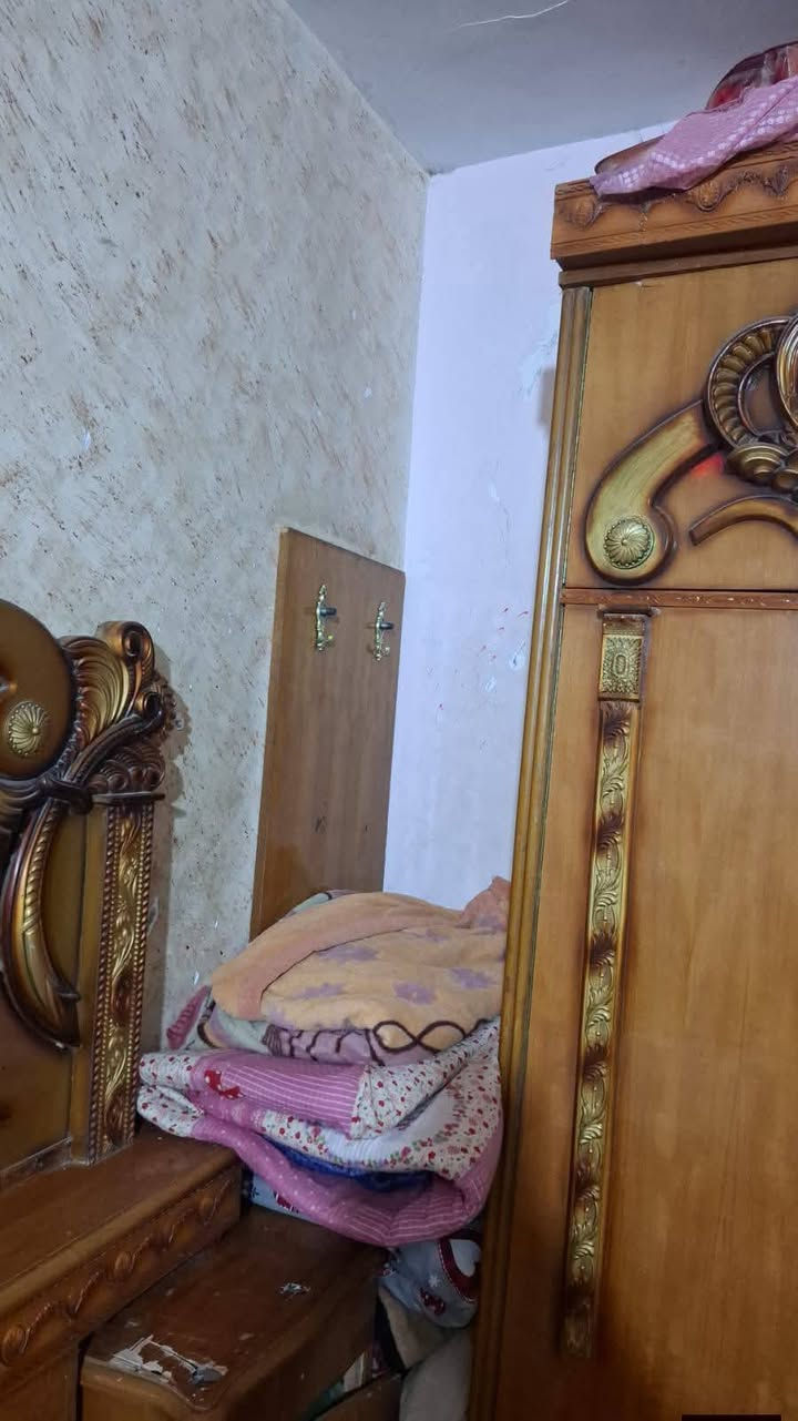 غرفه نوم للبيع سعر 150 الف البصره حي الخليج العربي 7715903889 الجمعيات
