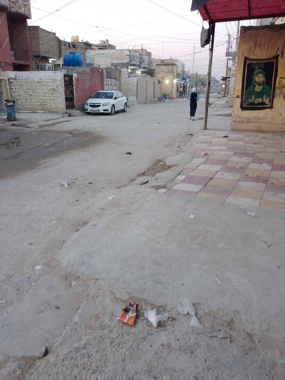 سلام عليكم ورحمه الله وبركاته عدي بيت ومشتمل البيع والشراء هلن وسهلن مساحت البيت والمشتمل 300متر العنوان حي طارق الاوسط سعر البيت والمشتمل 80 وبي مجال توصل على هذا رقم 📞‏‪***********‬‏
