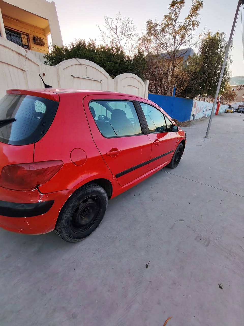 🚘 بيجو 307 فرنسي 🇫🇷
✨ موديل 2006
✨ كير + مكينة كفالة
✨ صدر نضيف 
✨ تبريد ثلج 🧊
✨ السياره وصغ شركة بدون صبغ بدون دواخل 
✨ السعر 38وبيها مجال 
رقم بغداد سنوية عضم لل2028
للأستفسار
📞 ***********
