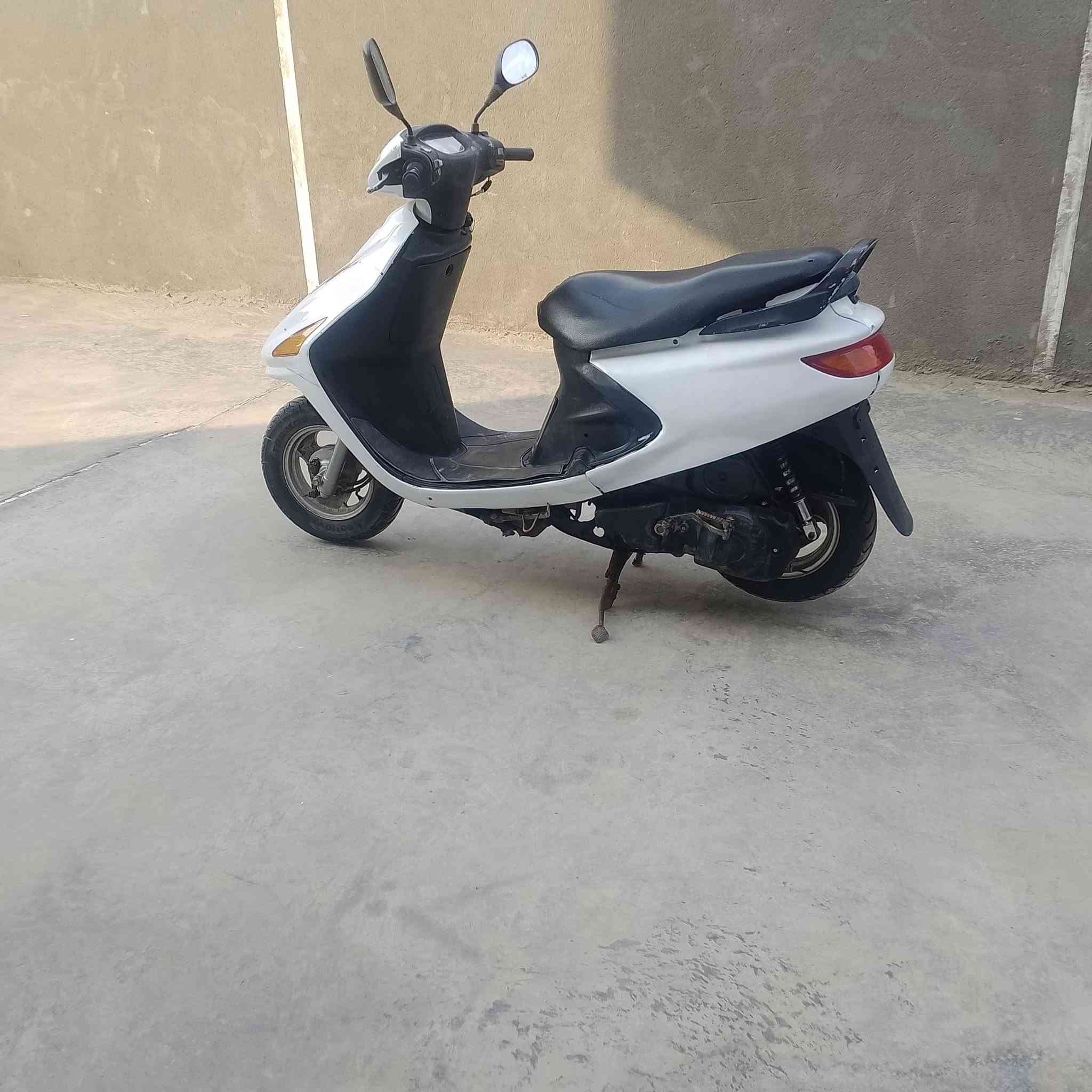 فراشه • بدها باتري • محرك ناعم