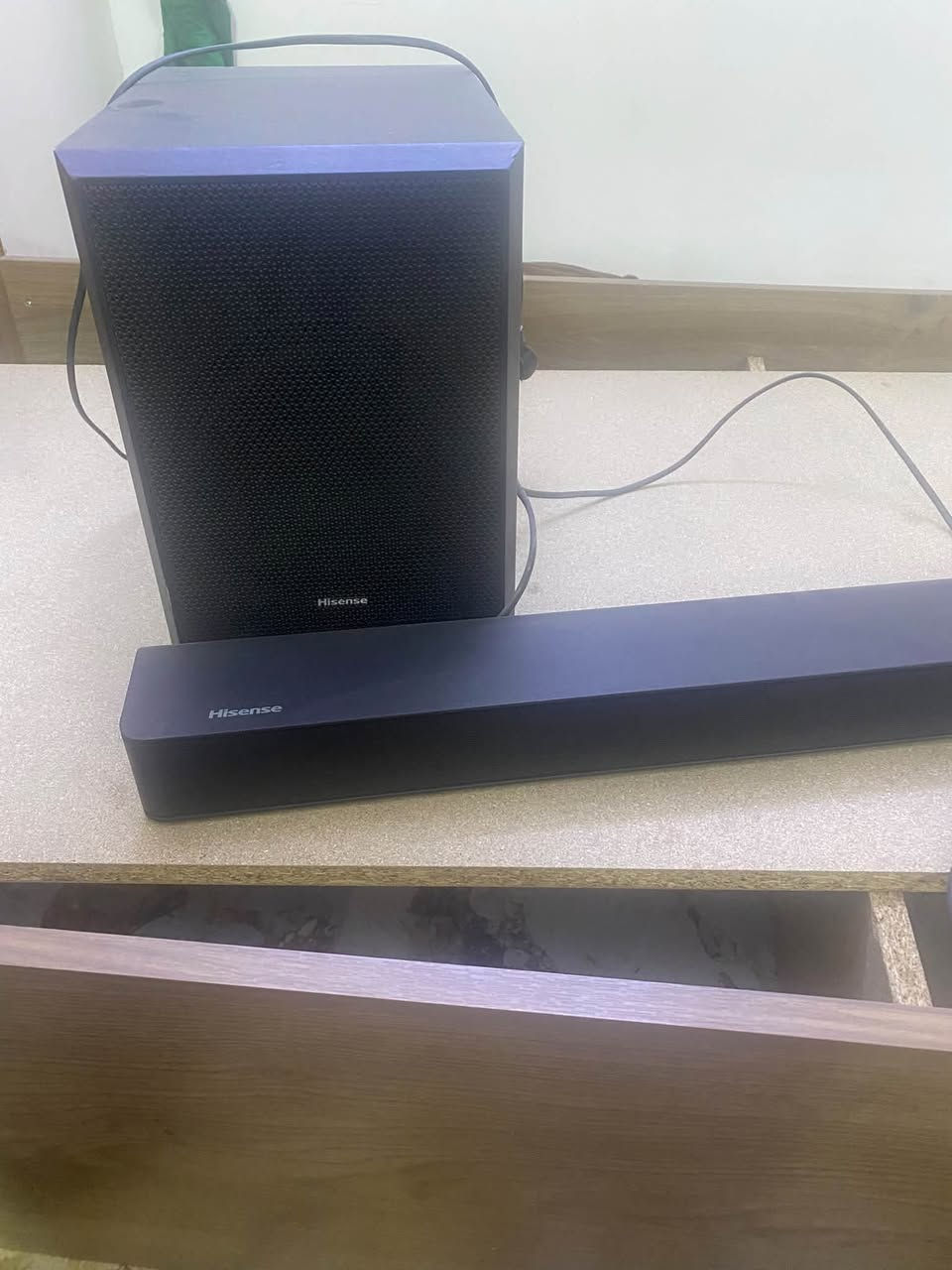 سستم صوت ساوند Hisense
قطعتين السعر 175 الف  ***********
