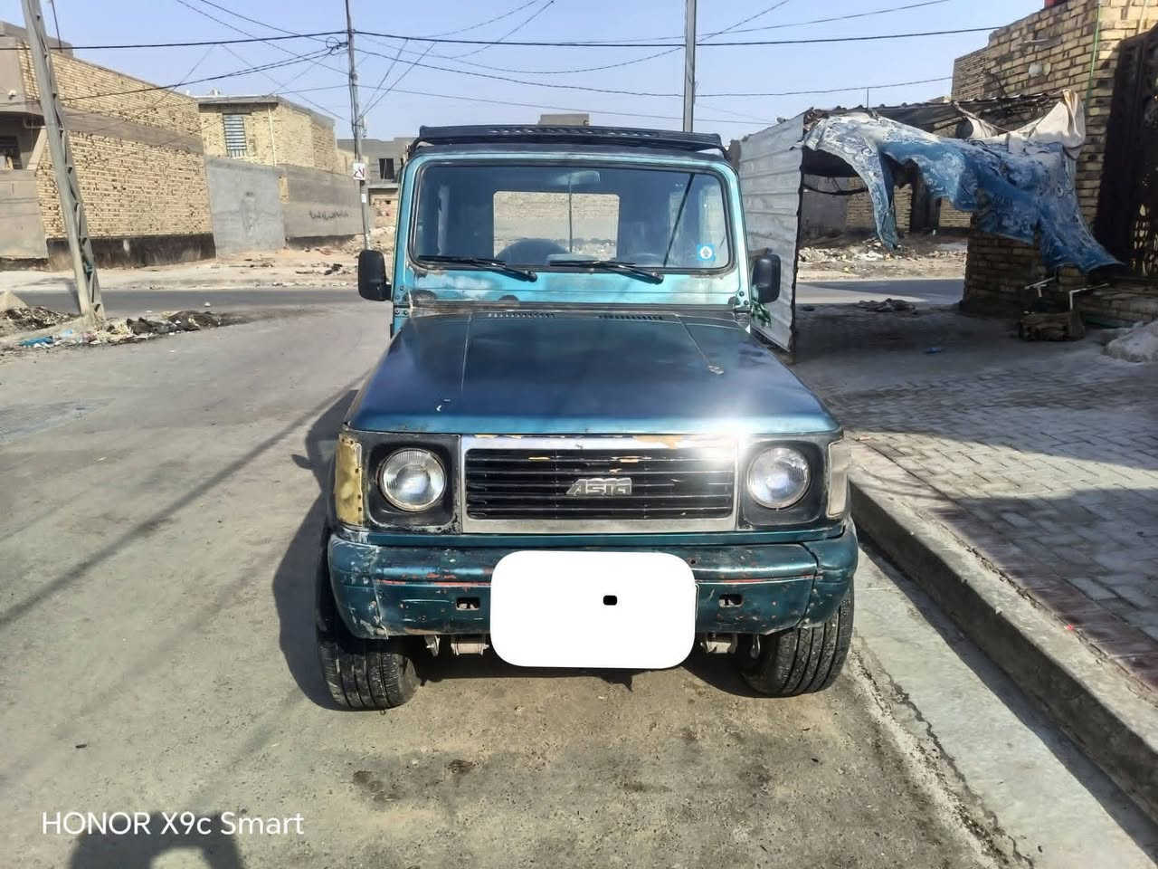 للبيع سياره كيه آسيا روكستا دفع رباعي
لوكير شغال يوجد وياها غراض احتياطيه

للاستفسار التواصل علئ هذا الرقم
***********

نص مكتوب في الصور:
- HONOR X9c Smart