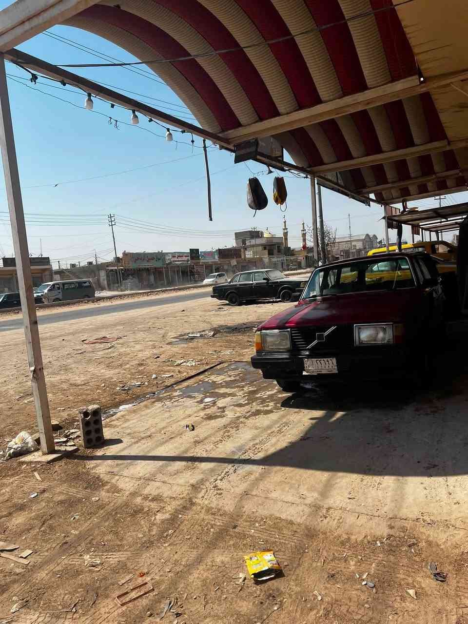 السلام عليكم فالفو ٢٤٠ للبيع متوازي علت بيعته السعر ٢٦ للستفار لاتصل عله الرقم ***********
