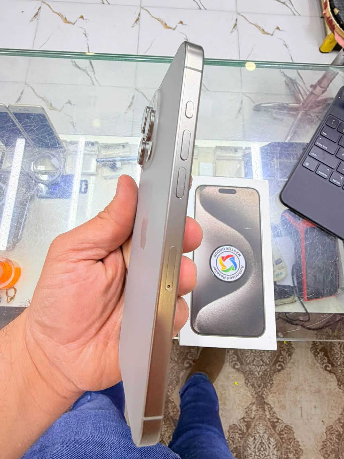 آيفون 15 برو ماكس • ٢٥٦ • تيتانيوم