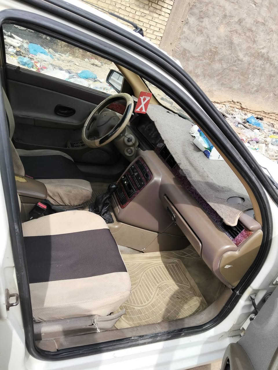 سلام عليكم
سمند موديل 11 رقمها بابل بأسمي مشروع وطني 
كير مكينه تبريد مكفول 
بيها صبغ جاملغ جهت العبري 
مكاني نجف كوفه
***********
