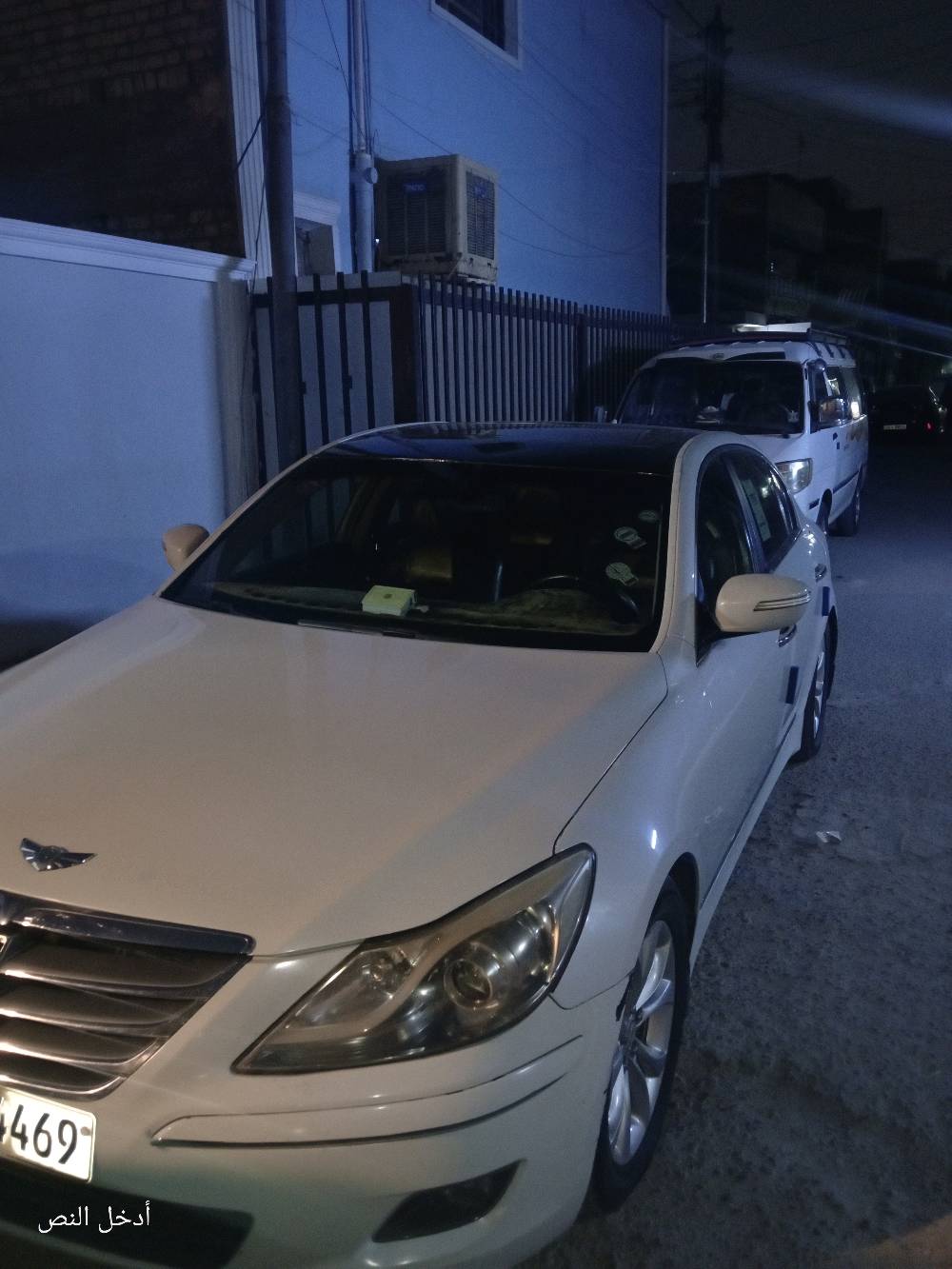 جنيسس 13 رويال خليجي فول مواصفات رقم اربيل بسمي السيارة 1/كشنات جلد فتحت سقف 2/دبل موس 3/بصمه بيبان بصمة تشغيل 4 شاشه كبيره بلاديه /5رادار امامي 6/بصمة الصندوق  
حادثه جاملغ وبنيد مبدل بدون دواخل 
مكان السياره بغداد الكراده 
السياره بعد احله من الصوره 
كامله على 120 وبيه مجال 
او ترهم مراوس 
المكان بغداد الكراده 
للاستفسار ***********