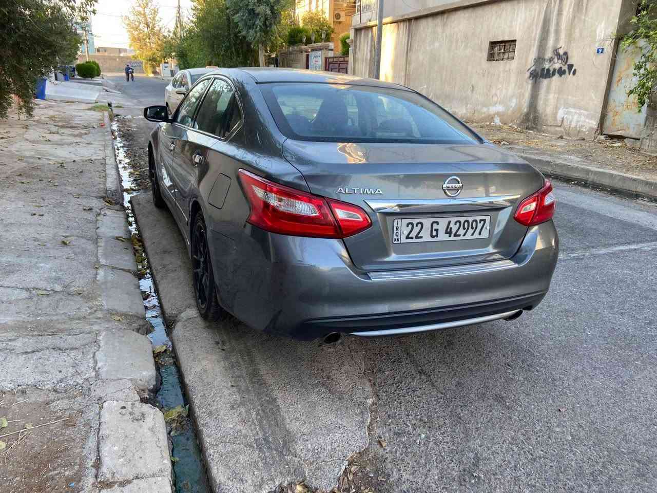 نيسان التيما 2017     sv  plus ماشية 198 الف كم وارد امريكي سنوية جديدة هزة جديدة ثاني يوم تصير باسمك سيارة تجي بصمة تشغيل وأبواب وصندوق وكرسي سايق كهربا السيارة فيها قطعتين كلير امريكي بونيد وجاملغ السكن عكس السايق فقط سيارة نظيفة ومكفولة متواجد باربيل سعرها 114 ورقة وفيها مجال 
***********
***********
نیسان  التیمای 2017  198sv plus کم ڕویشتووە وارد امریکی سنوی نوێە هەزە نوێە بەشەرتی ناوکردن سەیارە بەسمەیە م دەرگای و  سەندوق سەیارە دوو پاڕچەی کڵیر لە امریکە تیدایە  بونید و جاملغ لای سەکن سەیارەکە خاوێنە بێ عەیب بێ مەسرەف نرخی 114 ورقە وتوزک مەجال 
***********
***********
